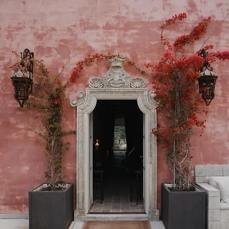 Borgo Tancredi Πανσιόν