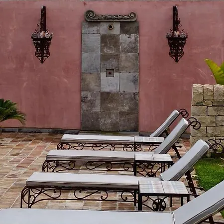 Borgo Tancredi Πανσιόν *
